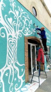 Pintura Mural en Fachada de Comercio