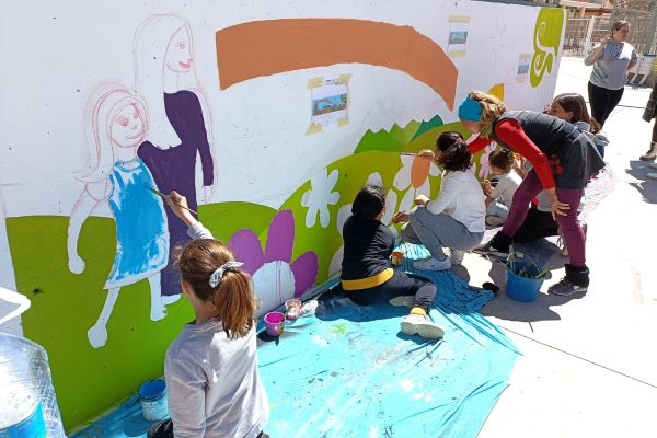 Taller de Pintura Mural pels Drets dels Infants