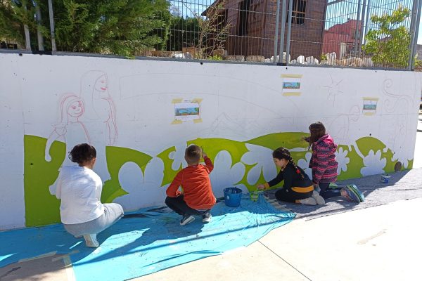 Taller de Pintura Mural pels Drets dels Infants a Sarral