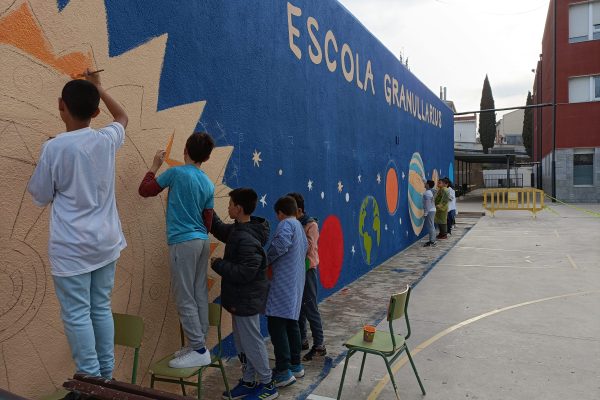 Taller de Pintura Mural de Planetes a l' Escola Granullarius